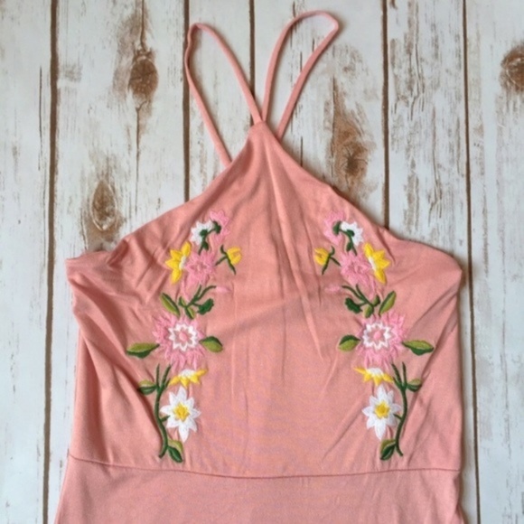 Pink Halter Thin Bodycon Floral Embroidered Dress - Picture 8 of 8